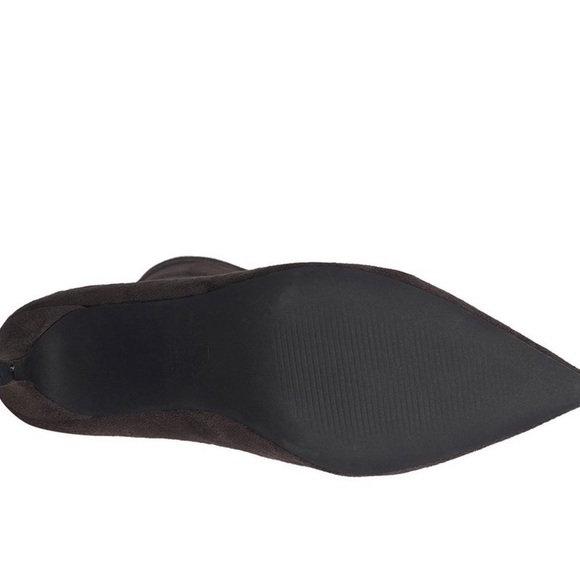 NEW-Halston Girona Vegan Suede Leather Pull on Stretch Boot Gray Size 9 - Picture 4 of 11